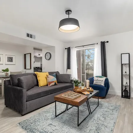 Cozy Uf Condo - Near Shands Uf Va On Archer Road !